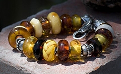 amber trollbead